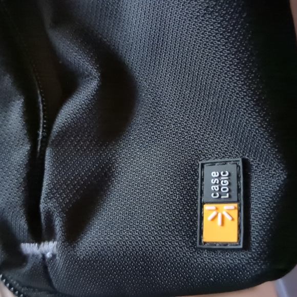 Case Logic Black Camera Bag - Picture 2 of 5